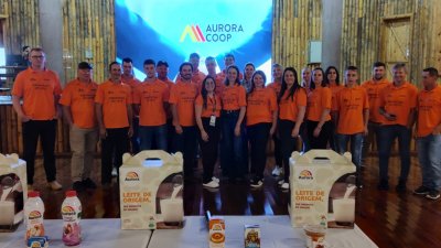 Produtores integrantes do programa Leite Mais Saudável