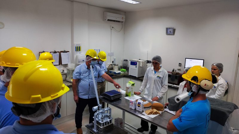 CONHECIMENTO: Visita ao Moinho Marx Cooper A1