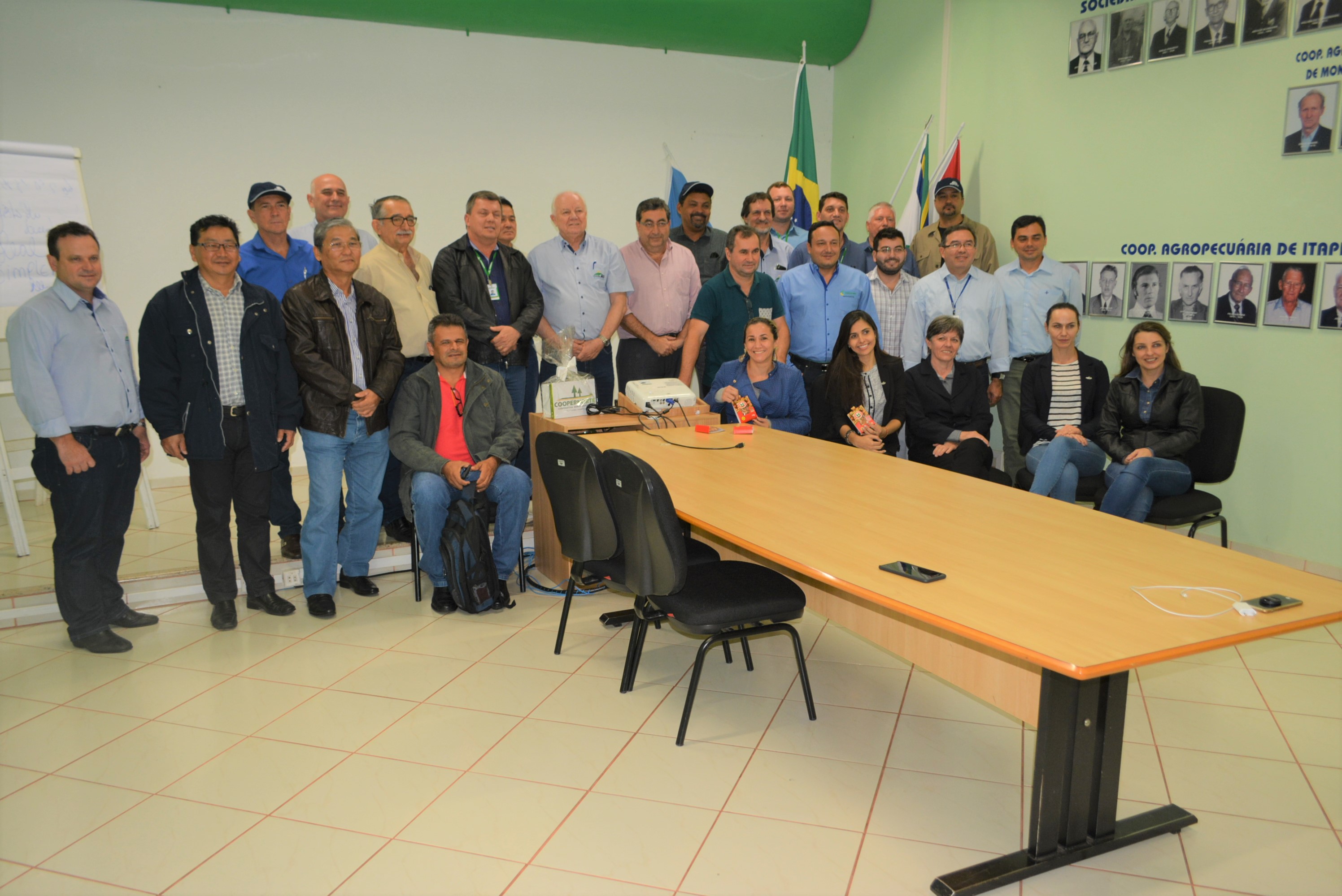 VISITA ILUSTRE: Cooper A1 recebeu presidente da OCB/PA e comitiva cooperativista do estado do Pará