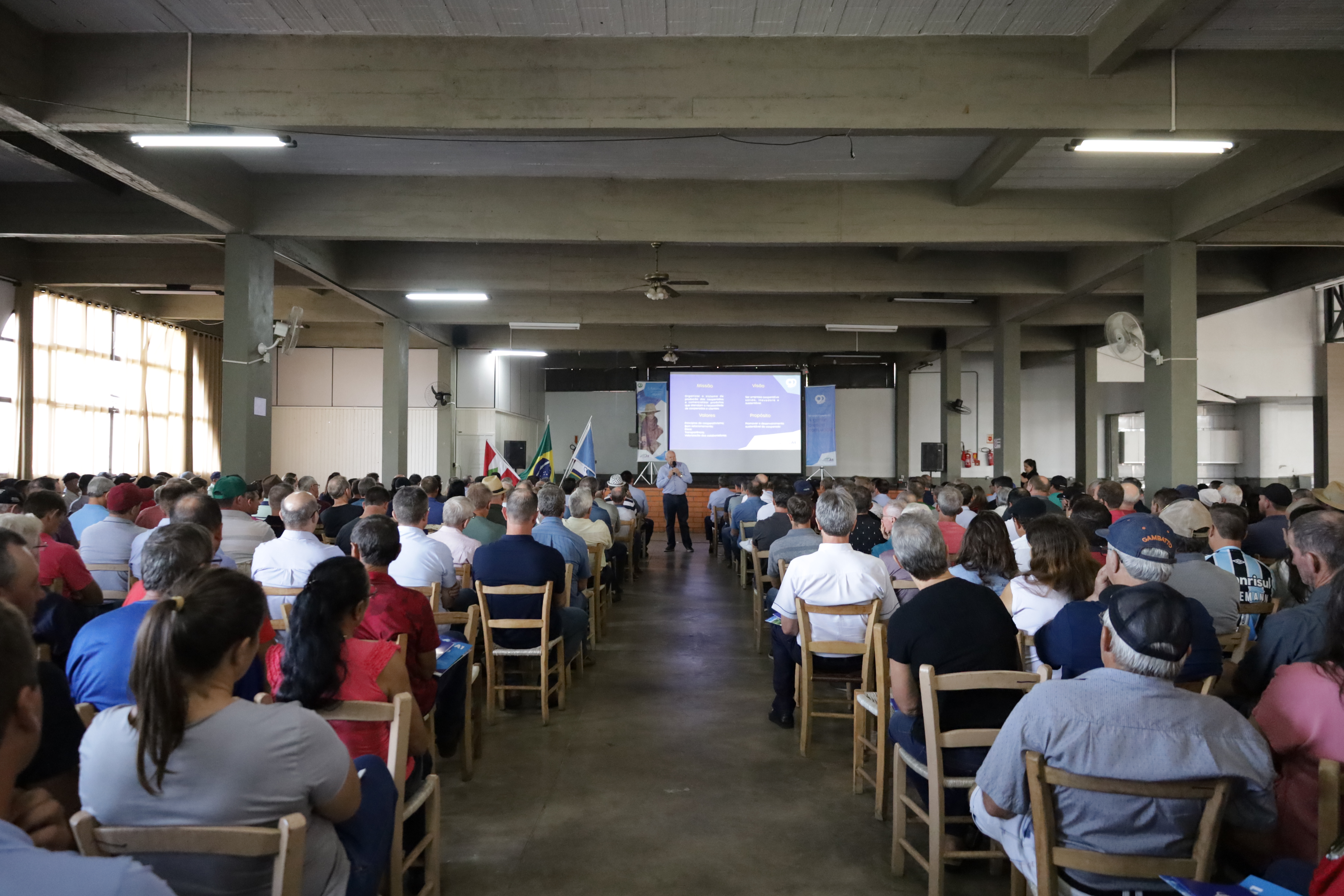 AGO 2023: Cooperados aprovam balanço e decidem sobre o futuro da cooperativa