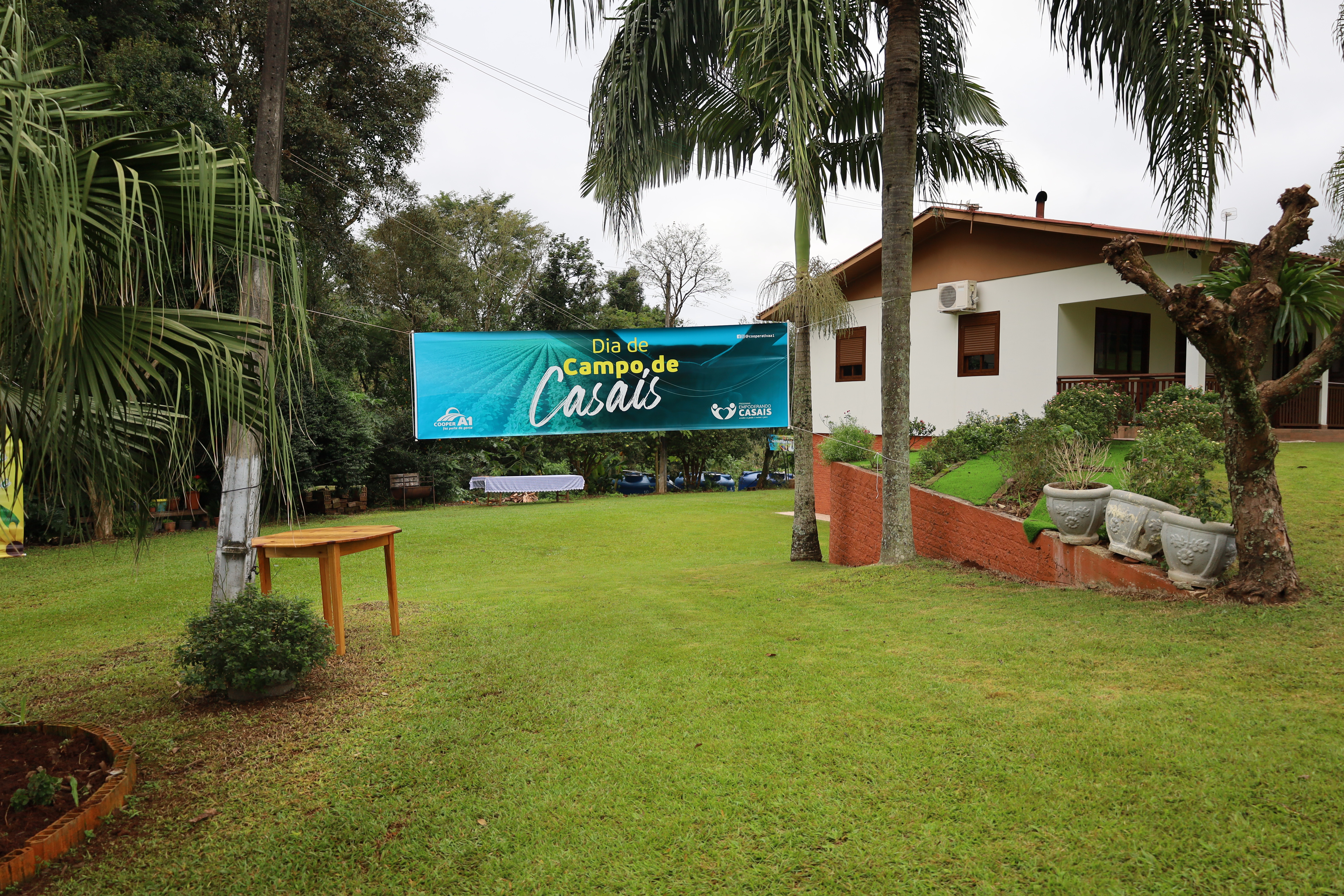 DIA DE CAMPO: Casais cooperativistas se reúnem em Descanso 