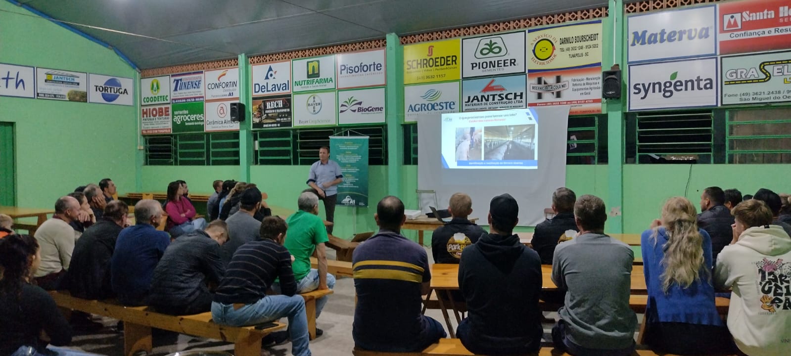APRENDIZAGEM: Cooperados recebem treinamentos nas UPDs